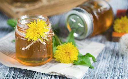 Jak zrobić syrop z mniszka lekarskiego, naturalny lek na przeziębienie?